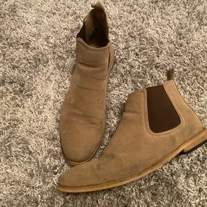 Chelsea Boots